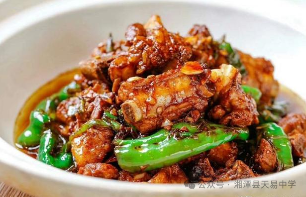 科學(xué)膳食 營養(yǎng)均衡——天易中學(xué)第十二周食譜